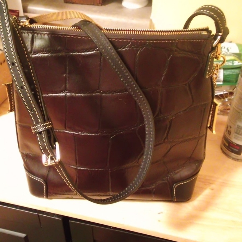 Dooney & Bourke